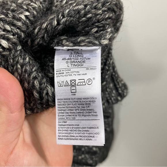 Banana Republic Oversized Cozy Yak Fur Blend Gray Cable Knit Mock Neck Sweater - Picture 4 of 8